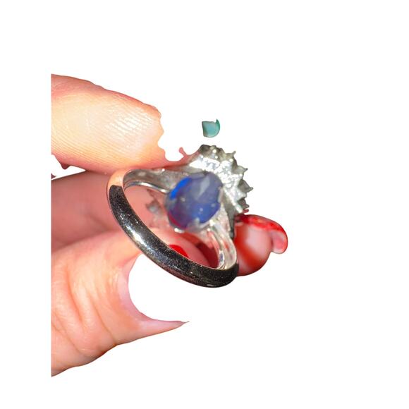 Ring / Avon / Princess Majestic / Blue Sapphire / Faux / Cocktail / Vintage - Picture 3 of 7